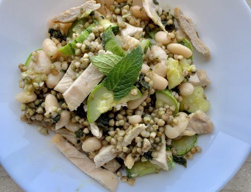 grano saraceno, pollo grigliato, fagioli cannellini e zucchine